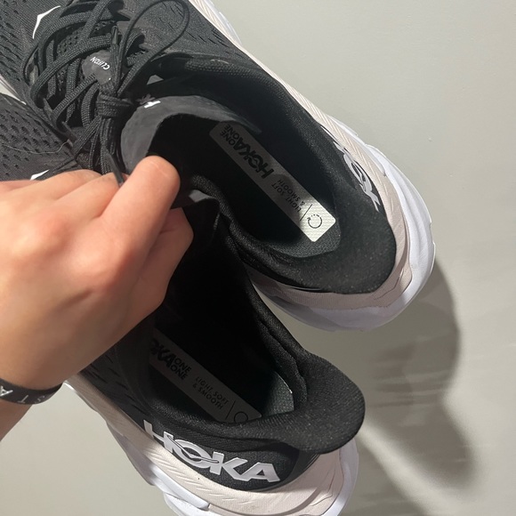 Hoka Clifton Edge - Picture 3 of 5